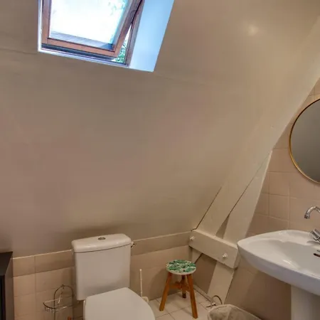 Les Pres De La Vigne Basse 萨尔拉拉卡内达