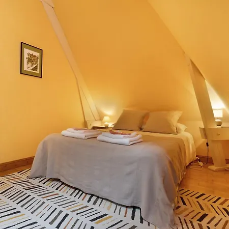 Les Pres De La Vigne Basse Bed and Breakfast 3*