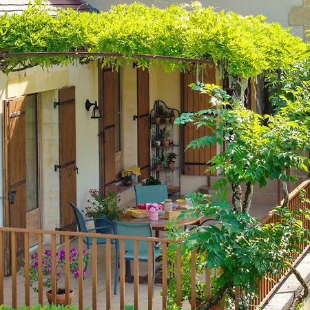 Les Pres De La Vigne Basse 3* Сарла-ла-Канеда