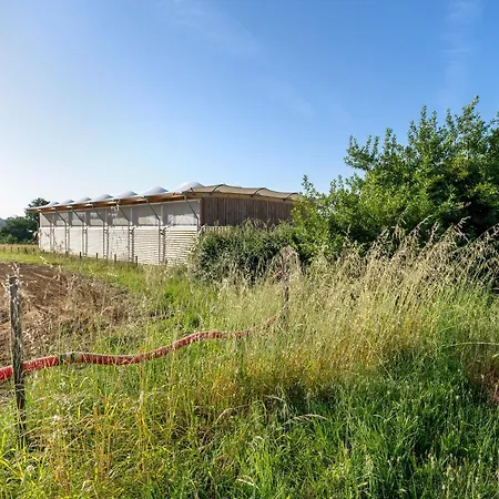 Bed and Breakfast Les Pres De La Vigne Basse 3*